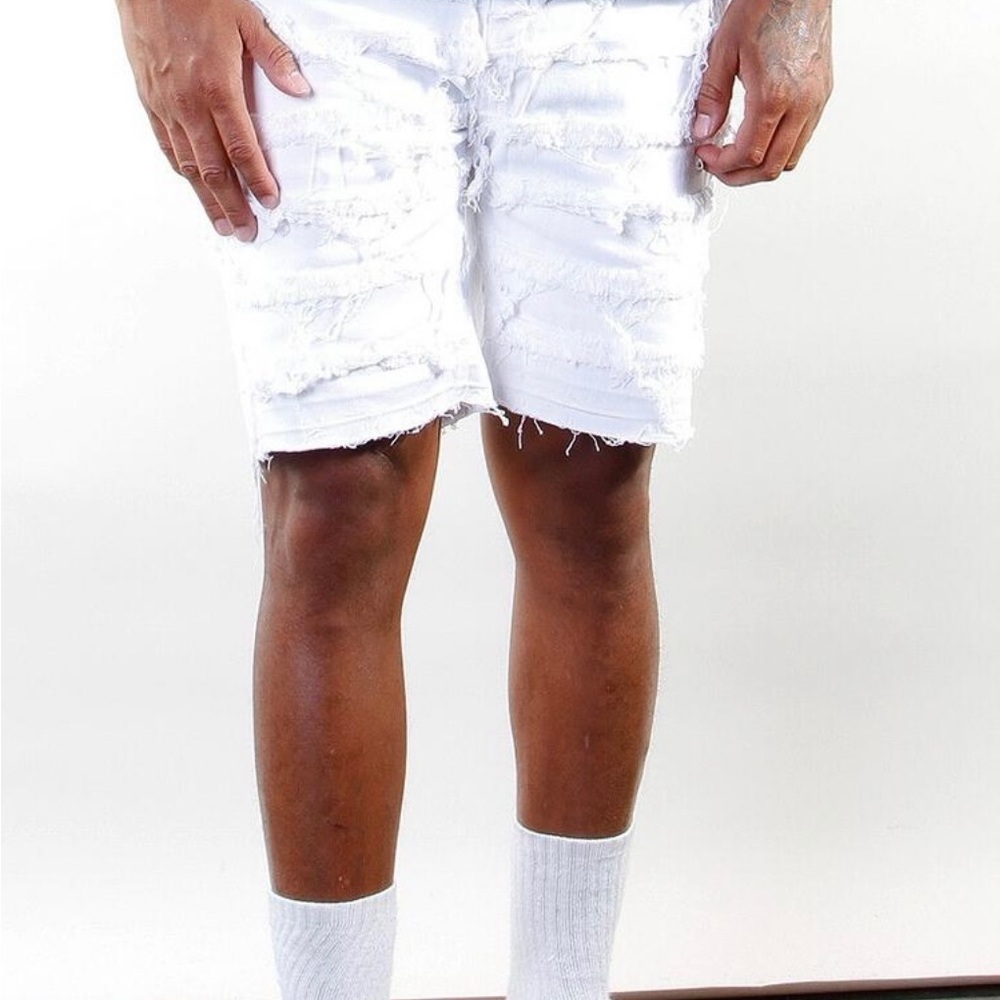 Cooper 9 white denim shorts Sz Various